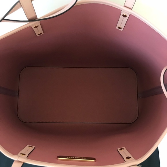 Michael Kors Jet Set Pink Large tote - Picture 4 of 7